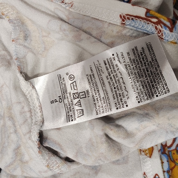 Old Navy Floral Tank Top - Cream and Blue - Picture 5 of 6